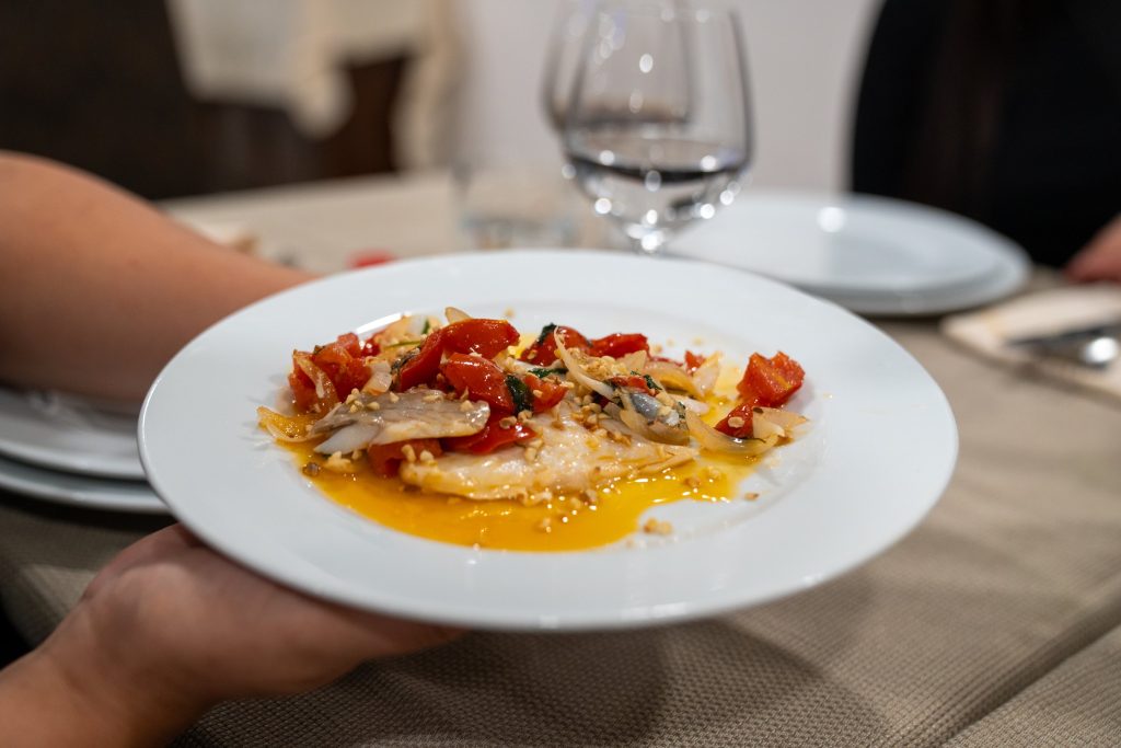 Pesce con i pomodorini